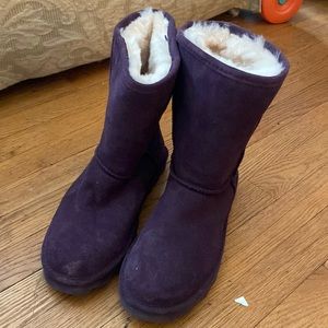 Bearpaw Elle Short Wide fuzzy boots